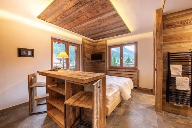 Tek Büyük Yataklı Oda (Mason Miramonti)