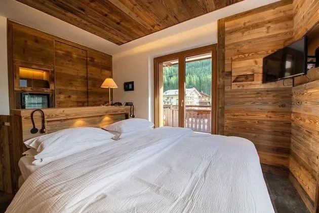 Tek Büyük Yataklı Oda (Mason Miramonti)