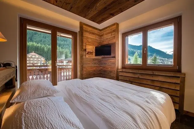 Tek Büyük Yataklı Oda (Mason Miramonti)