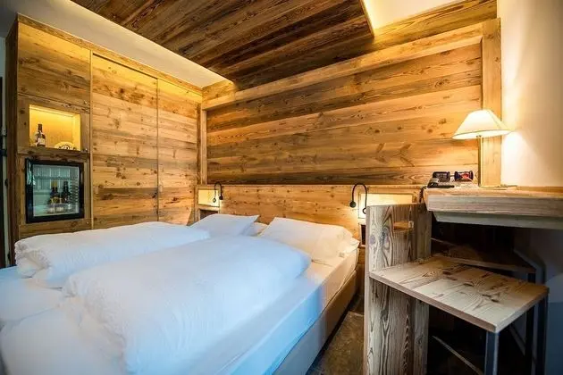 Tek Büyük Yataklı Oda (Mason Miramonti)