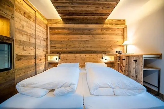 Tek Büyük Yataklı Oda (Mason Miramonti)