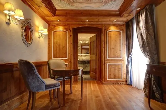 Romantic Tek Büyük veya İki Ayrı Yataklı Oda