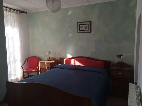 Standard Tek Büyük Yataklı Oda