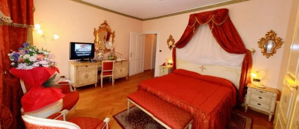 Junior Süit, Balkon, Dağ Manzaralı