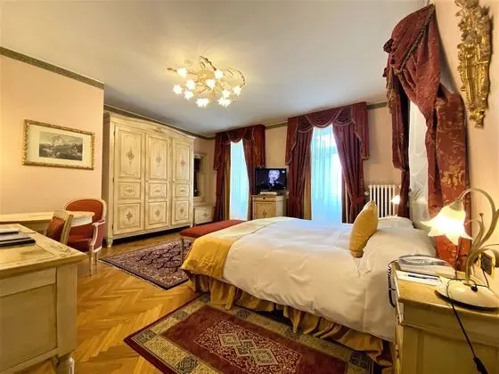 Junior Süit, Dağ Manzaralı (Executive CG)