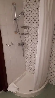 Tek Büyük veya İki Ayrı Yataklı Oda, Sigara İçilmez, Vadi Manzaralı