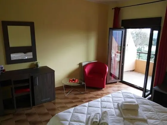 Standard Tek Büyük Yataklı Oda