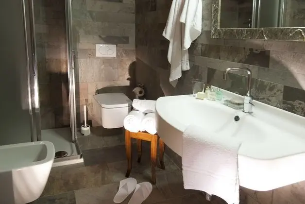 Dört Kişilik Oda, Balkon, Manzaralı