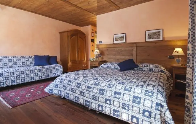 Üç Kişilik Oda, Balkon, Manzaralı