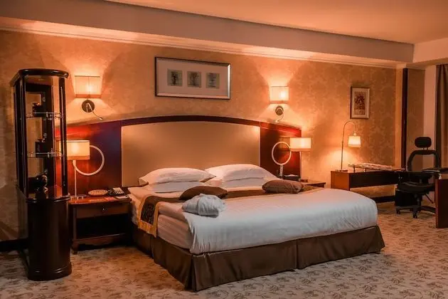 Junior Süit