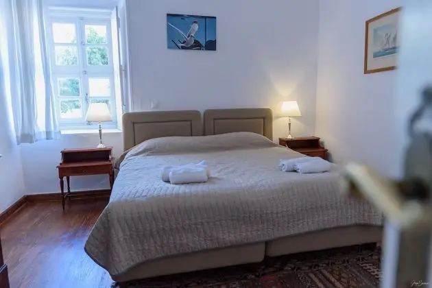 Üç Kişilik Oda, Bahçe Manzaralı