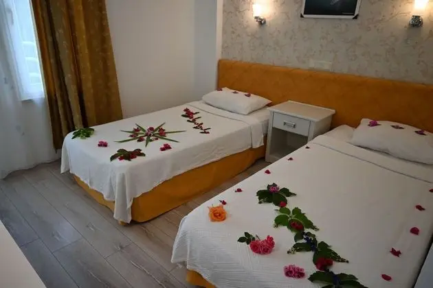 Standard Üç Kişilik Oda