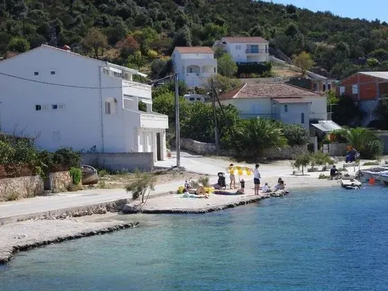 Apart Daire (Miranda - quiet & next to the sea - A)