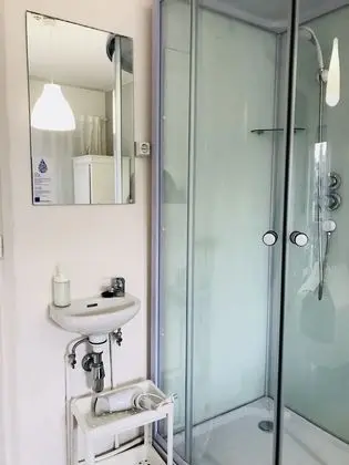 Basic Tek Büyük Yataklı Oda, Özel Banyo