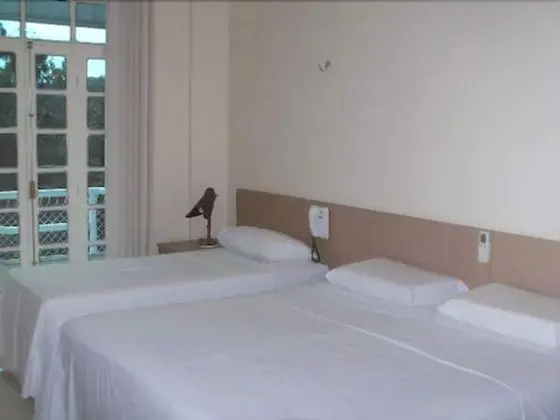 Üç Kişilik Oda