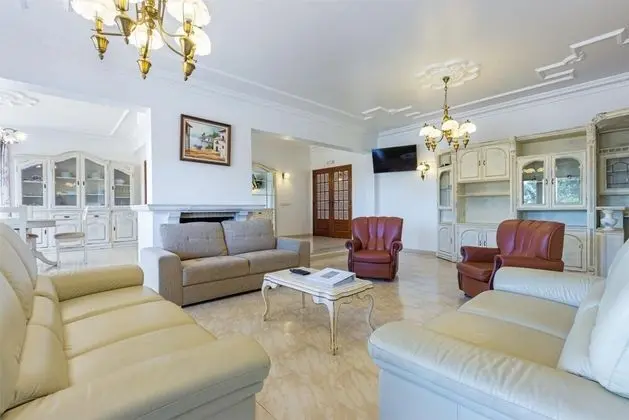 Villa, Sigara İçilebilir