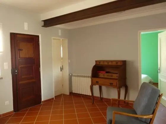 Apart Daire, 2 Büyük (Queen) Boy Yatak, Sigara İçilmez, Bahçe Manzaralı