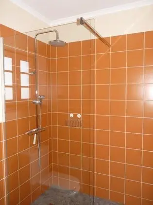 Apart Daire, 2 Büyük (Queen) Boy Yatak, Sigara İçilmez, Bahçe Manzaralı