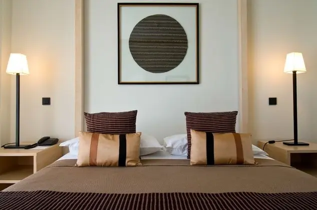 Tek Büyük veya İki Ayrı Yataklı Oda