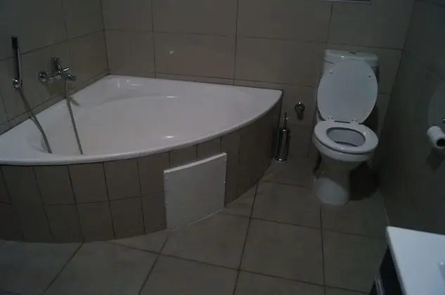 Deluxe İki Ayrı Yataklı Oda, 2 Tek Kişilik Yatak, Küvet, Bahçe Manzaralı