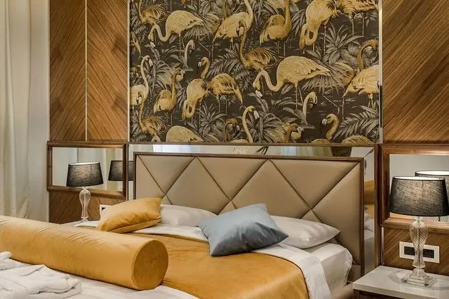 Flamingo Lounge Room