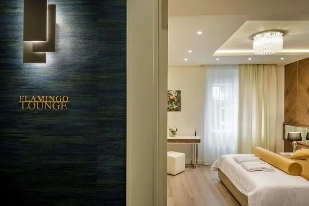 Flamingo Lounge Room