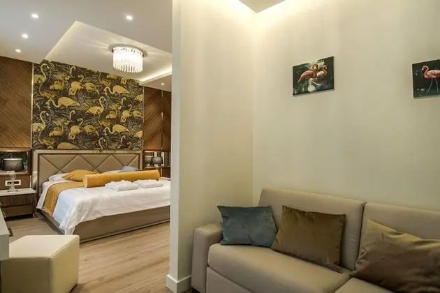 Flamingo Lounge Room