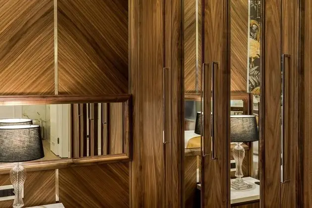 Flamingo Lounge Room