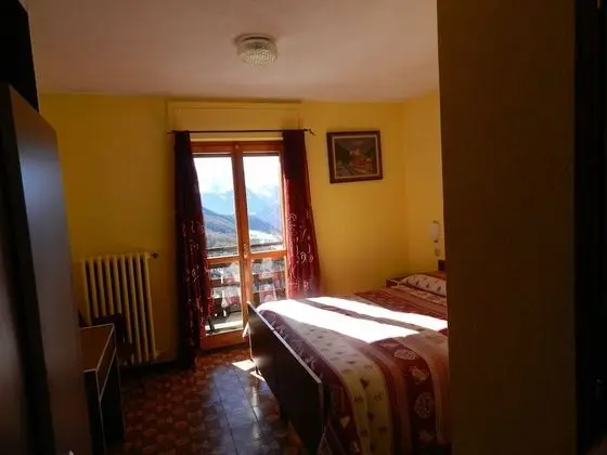 Basic Tek Büyük Yataklı Oda