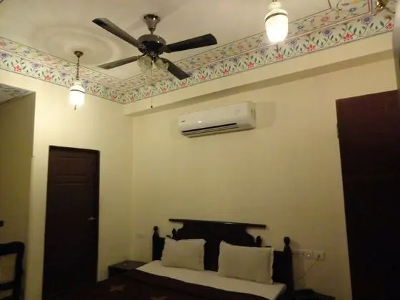 Deluxe Tek Büyük Yataklı Oda, Dağ Manzaralı