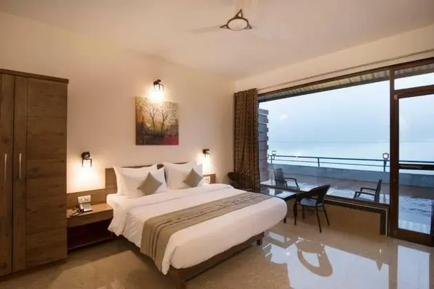 Deluxe Tek Büyük Yataklı Oda, Balkon