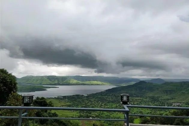 Dört Kişilik Oda, Balkon