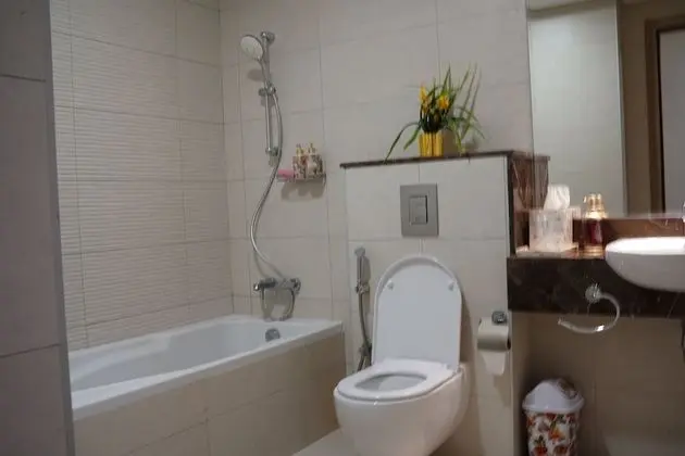 315 Fully Furnished 1BHK Apartment