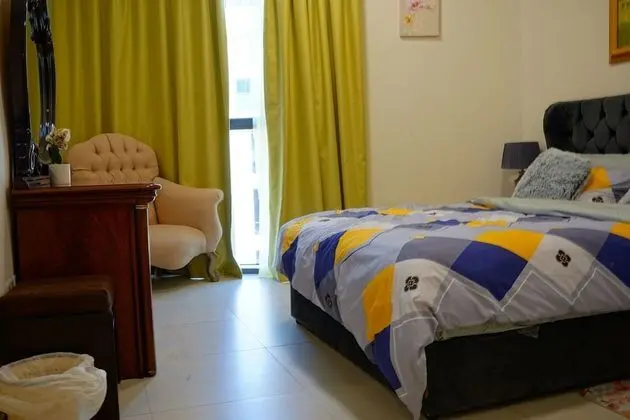 401 Fully Furnished Apartment