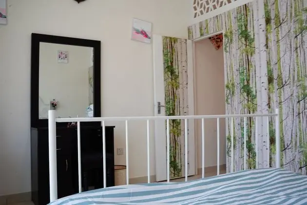 402 Fully Furnished Apartment