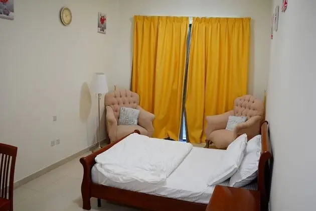 402 Fully Furnished Apartment
