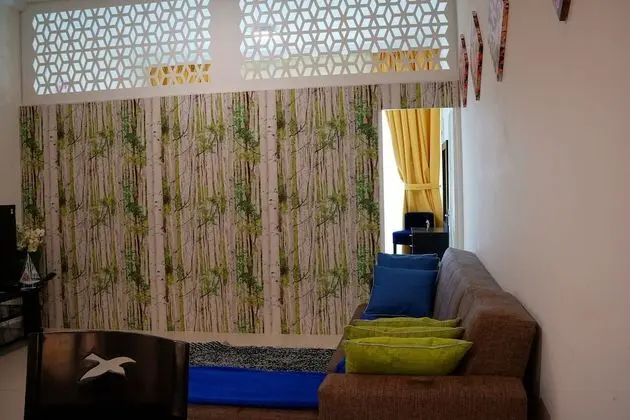 402 Fully Furnished Apartment