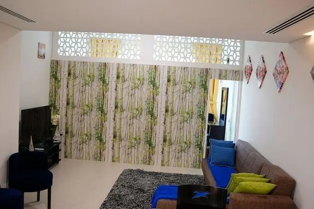 402 Fully Furnished Apartment