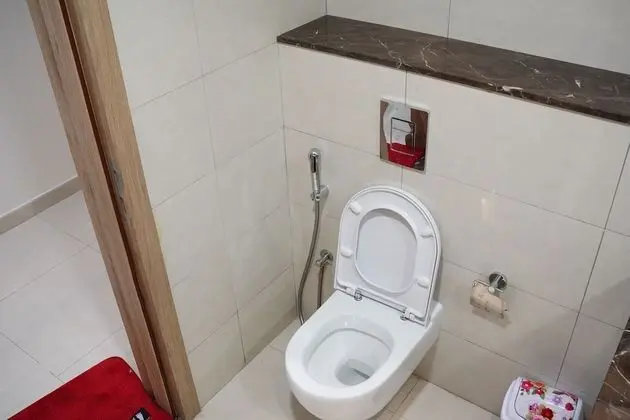 402 Fully Furnished Apartment