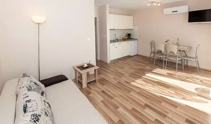 Apart Daire (Mire - A4(2+2))