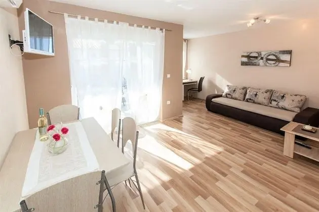 Apart Daire (Mire - A4(2+2))