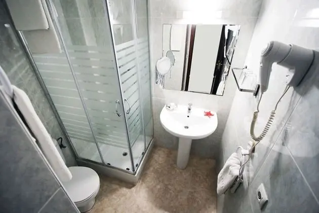 Tek Büyük Yataklı Oda, Teras