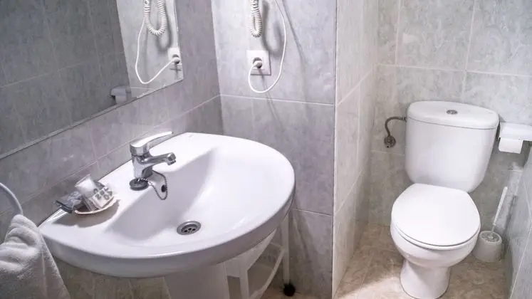 Tek Kişilik Oda, Balkon, Avlu Manzaralı