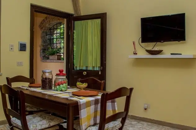 Classic Apart Daire, 2 Yatak Odası, Mutfak, Bahçe Manzaralı