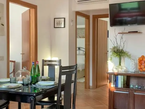 Classic Apart Daire, 2 Yatak Odası, Mutfak, Bahçe Manzaralı