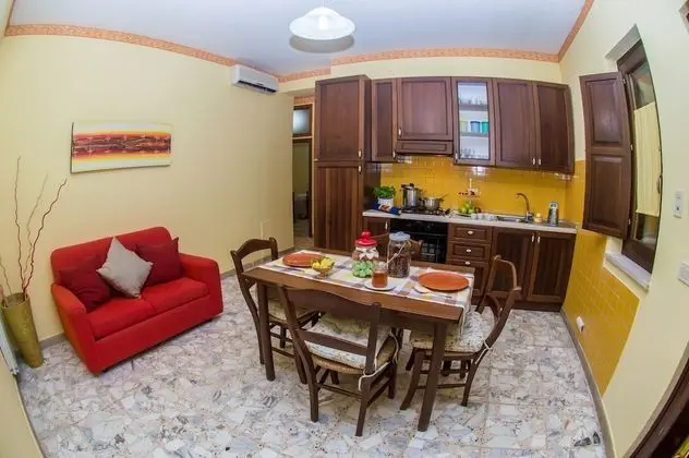 Classic Apart Daire, 2 Yatak Odası, Mutfak, Bahçe Manzaralı