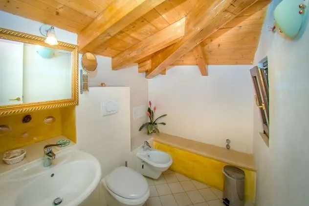 Classic Tek Büyük Yataklı Oda, 1 Büyük (Queen) Boy Yatak, Özel Banyo, Kule