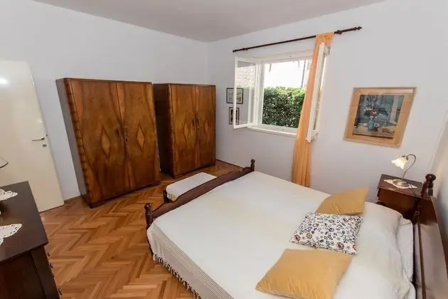 Apart Daire (Miri - with terrace - A1(4))