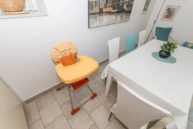 Apart Daire (Miri - with terrace - A1(4))