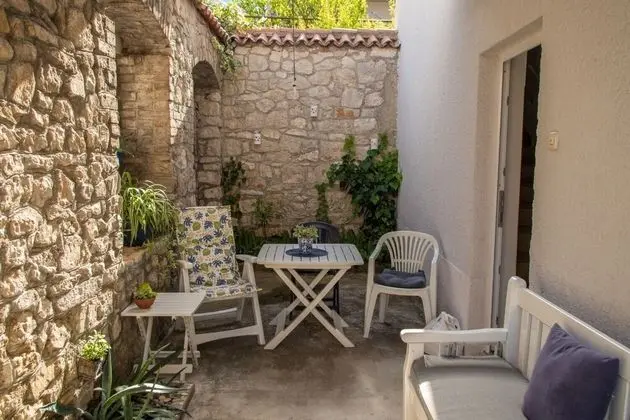 Apart Daire (Miri - with terrace - A1(4))